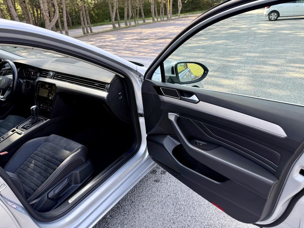 Volkswagen Passat Variant 2.0TDI DSG ELEGANCE FACELIFT 2021