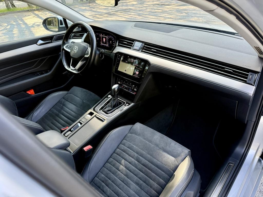 Volkswagen Passat Variant 2.0TDI DSG ELEGANCE FACELIFT 2021