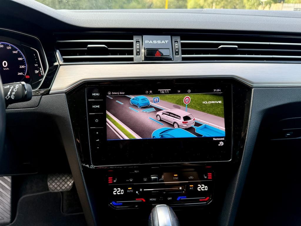 Volkswagen Passat Variant 2.0TDI DSG ELEGANCE FACELIFT 2021