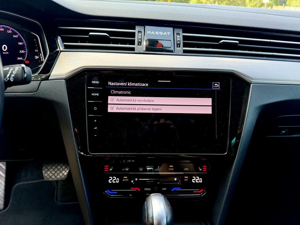 Volkswagen Passat Variant 2.0TDI DSG ELEGANCE FACELIFT 2021