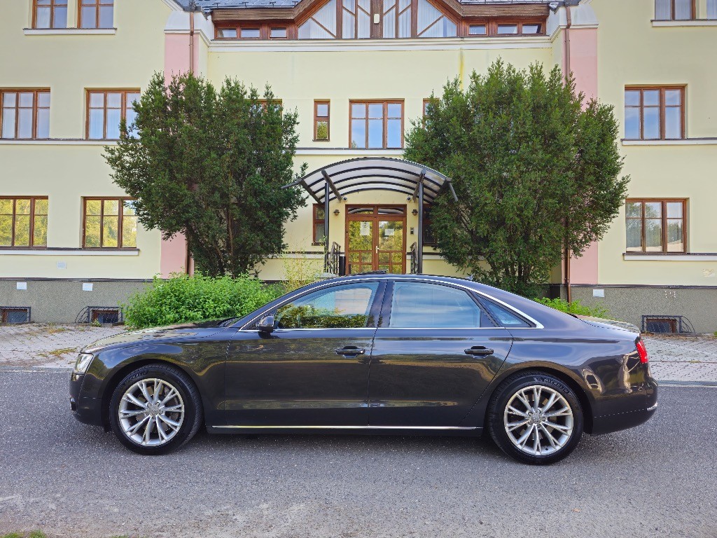 Audi A8 Limuzína 273kw Automat
