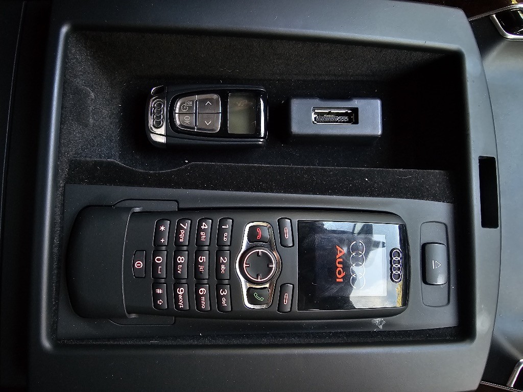 Audi A8 Limuzína 273kw Automat