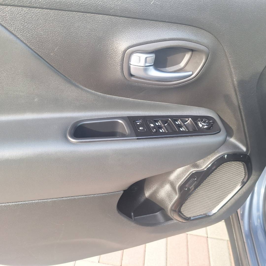 Jeep Renegade 1.0 GSE Night Eagle