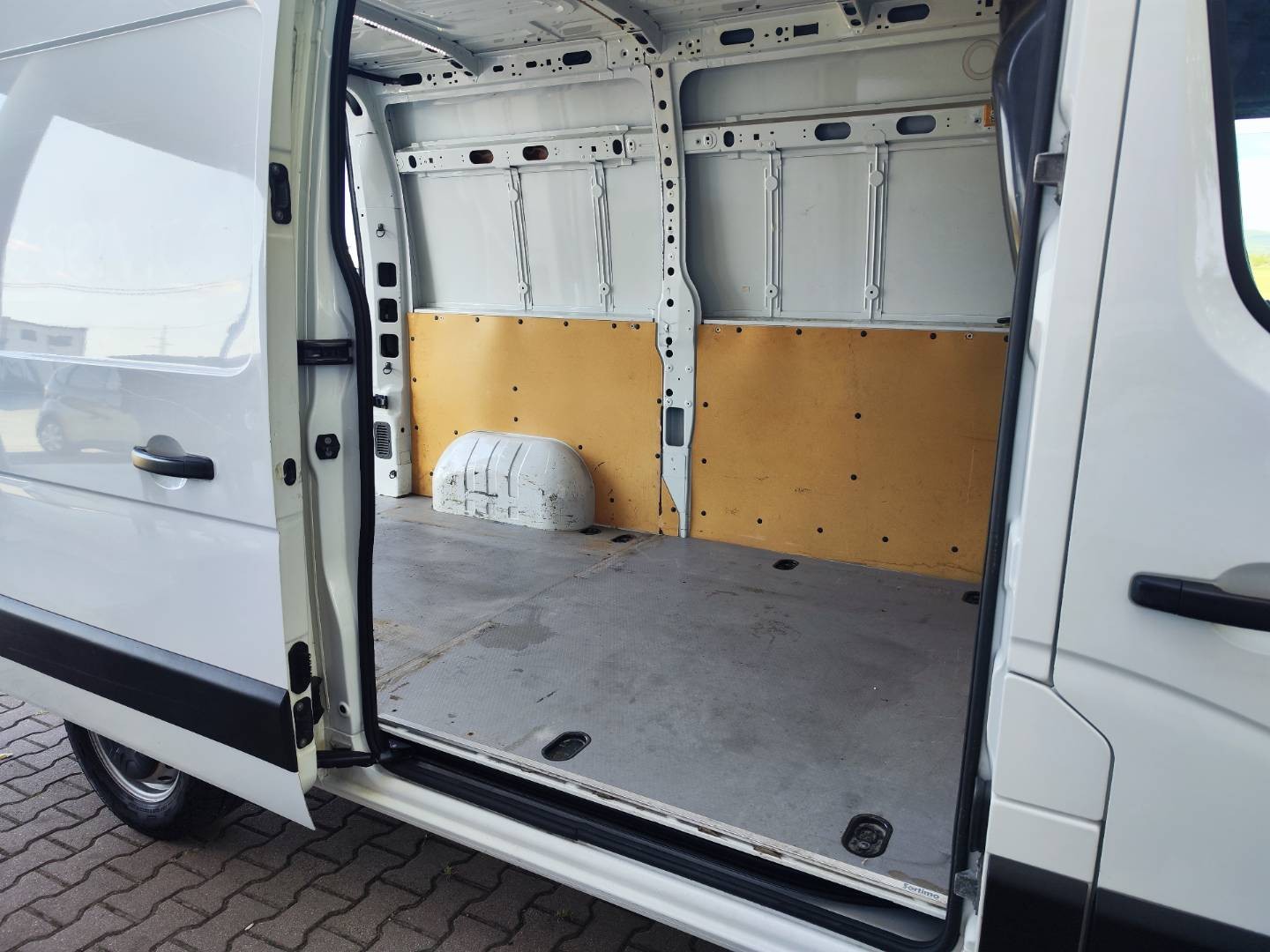 Renault Master 2.3 dci 135