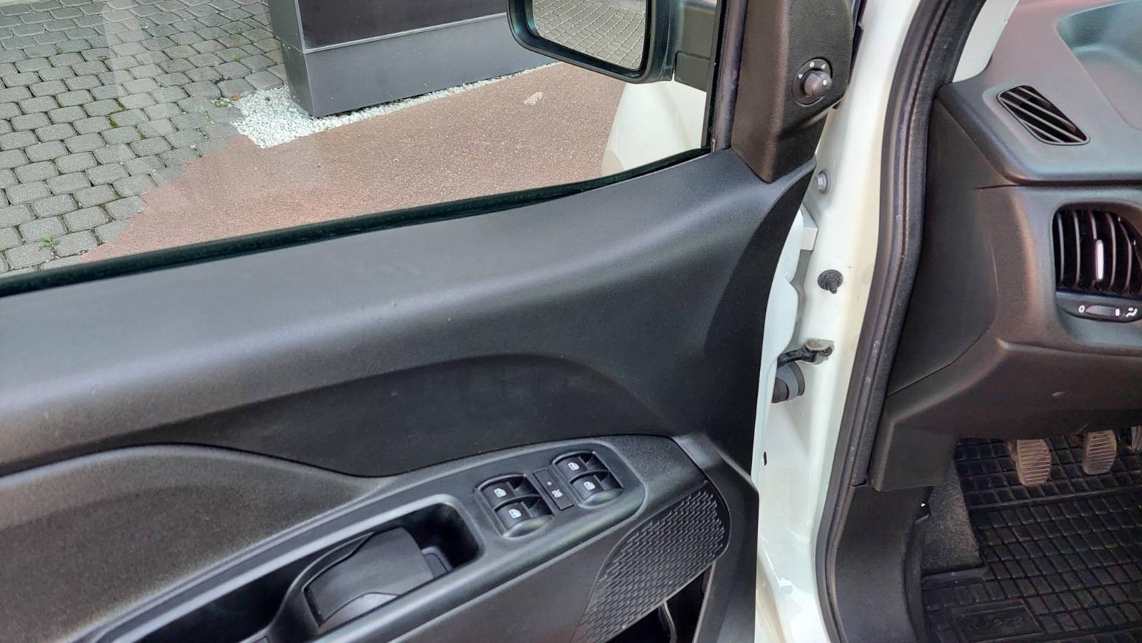 Fiat Dobló Cargo 1.6 MultiJet SX