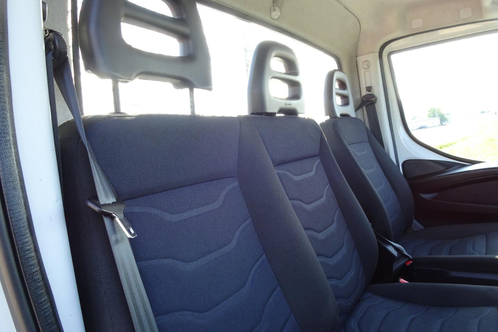 Iveco Daily 35C14 trojstranny sklapač