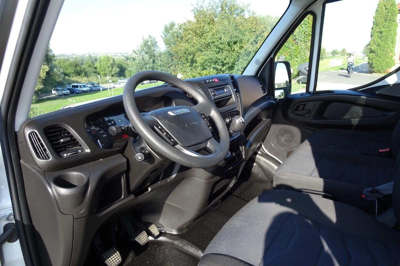 Iveco Daily 35C14 trojstranny sklapač