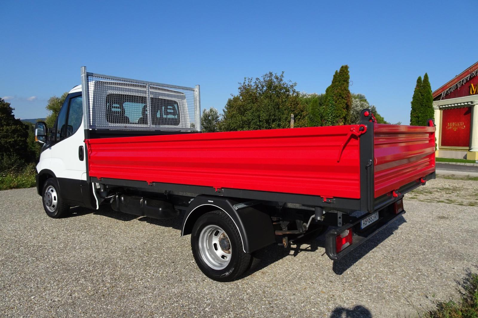 Iveco Daily 35C14 trojstranny sklapač