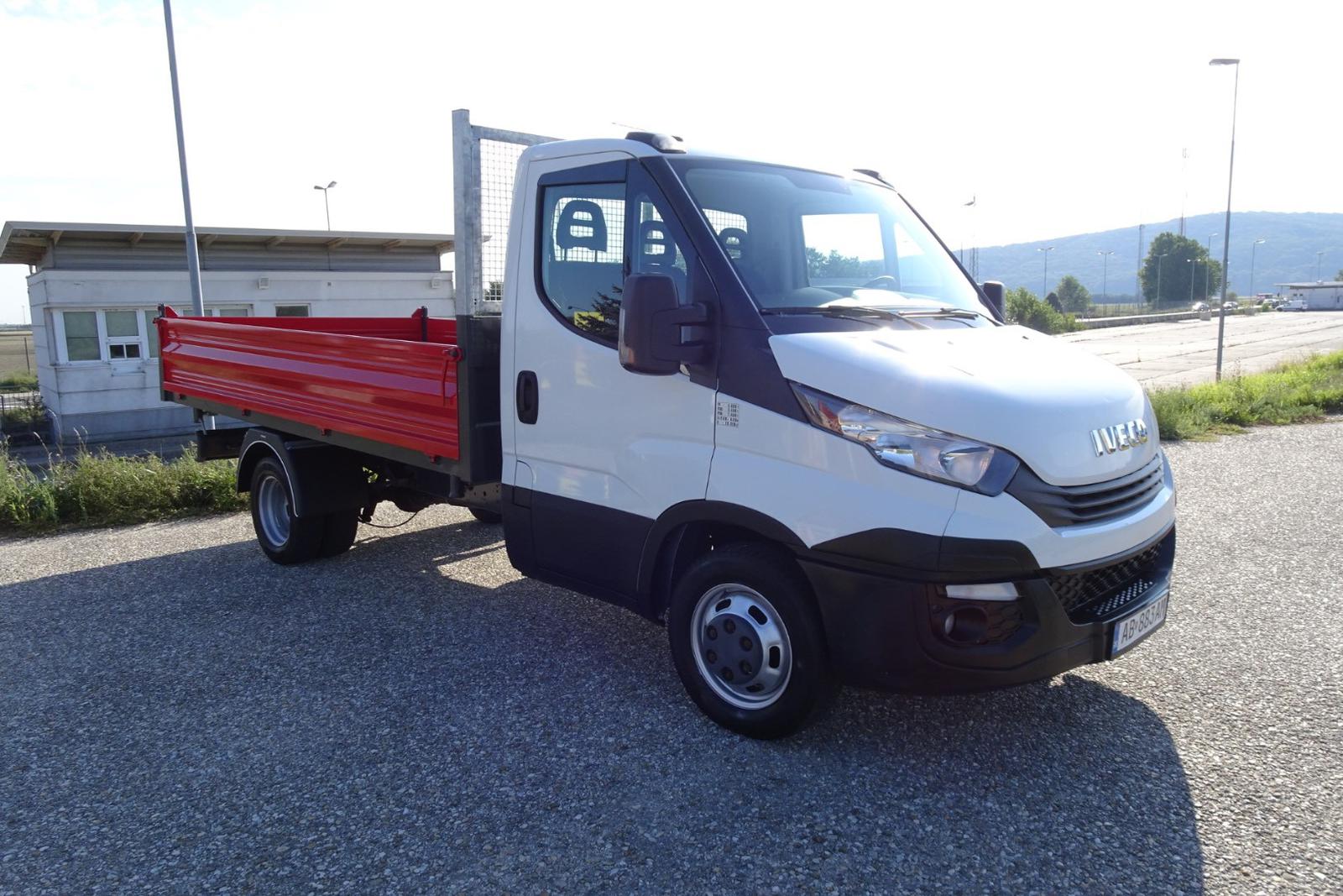 Iveco Daily 35C14 trojstranny sklapač