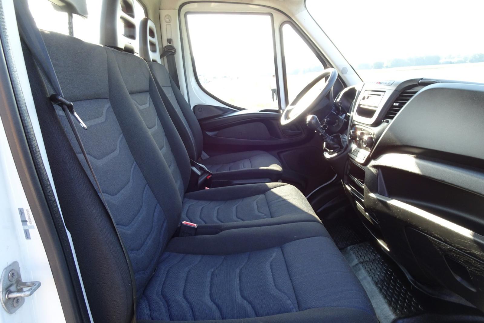 Iveco Daily 35C14 trojstranny sklapač