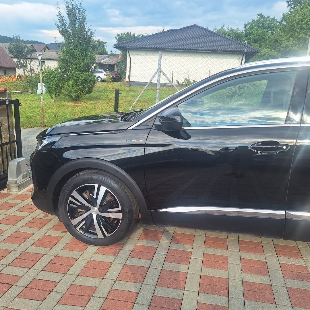Peugeot 3008 1.6 Hybrid 300k GT A/T