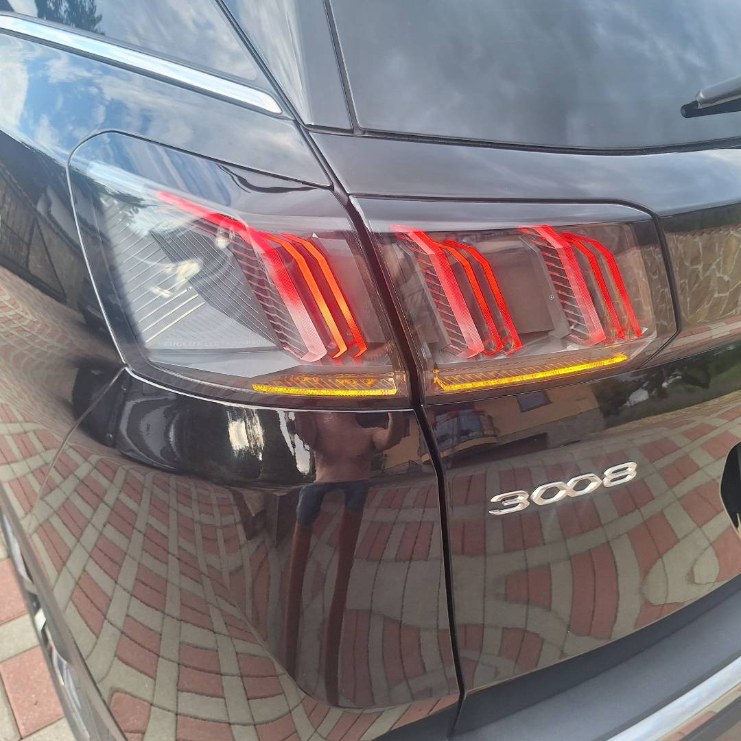 Peugeot 3008 1.6 Hybrid 300k GT A/T