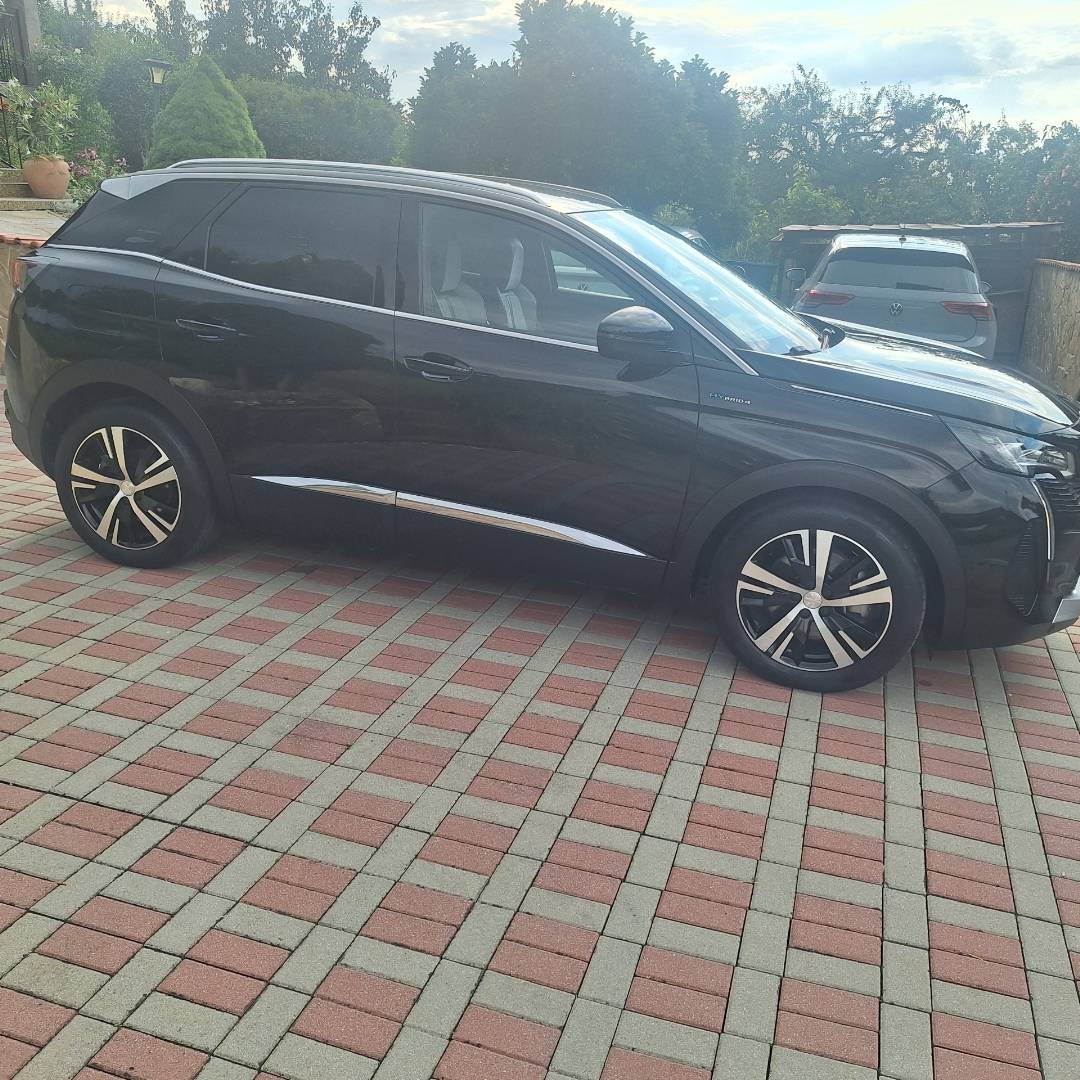 Peugeot 3008 1.6 Hybrid 300k GT A/T