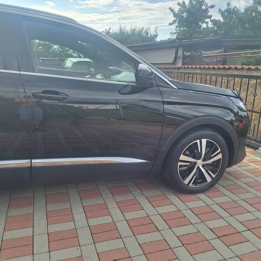 Peugeot 3008 1.6 Hybrid 300k GT A/T