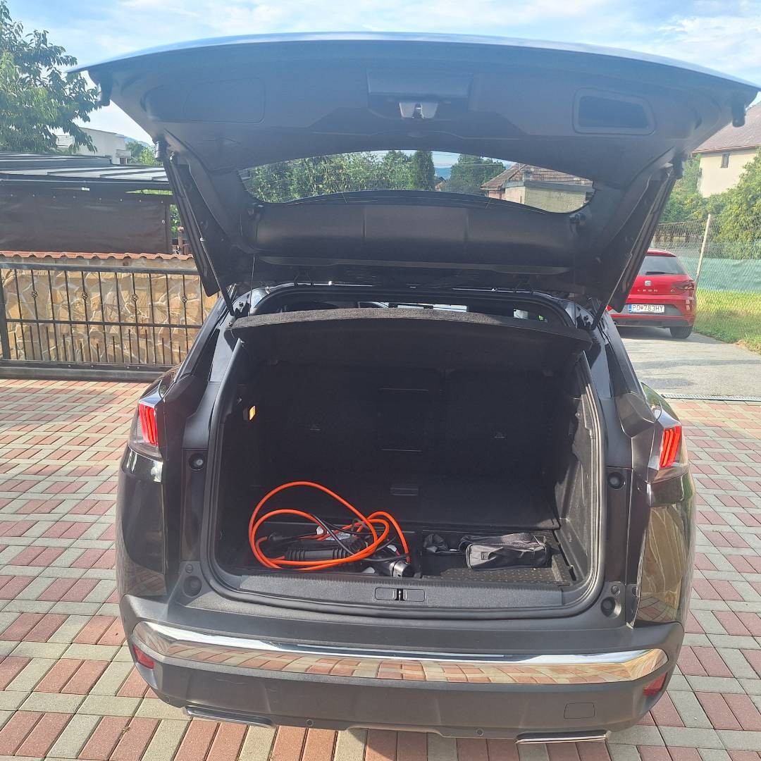Peugeot 3008 1.6 Hybrid 300k GT A/T