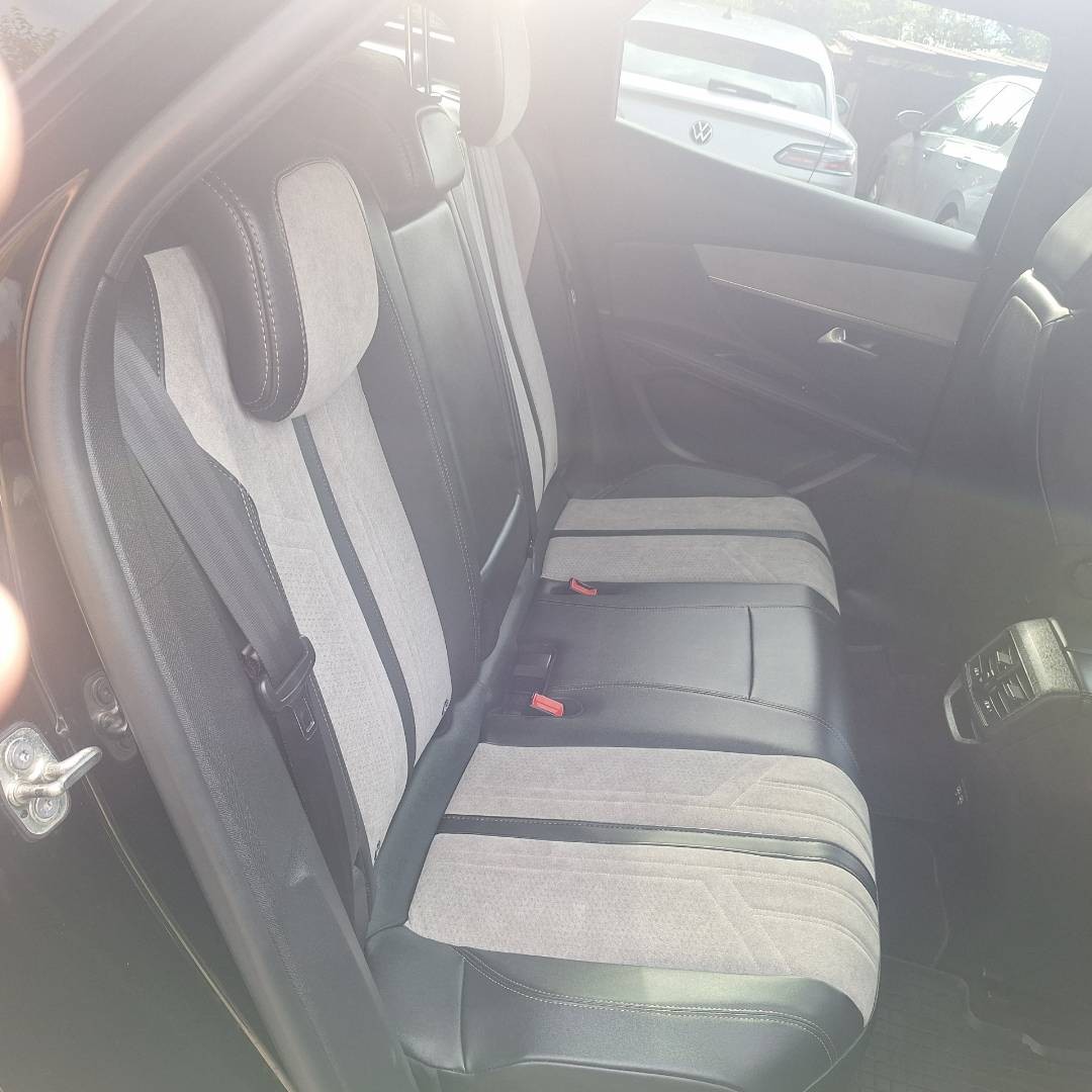 Peugeot 3008 1.6 Hybrid 300k GT A/T