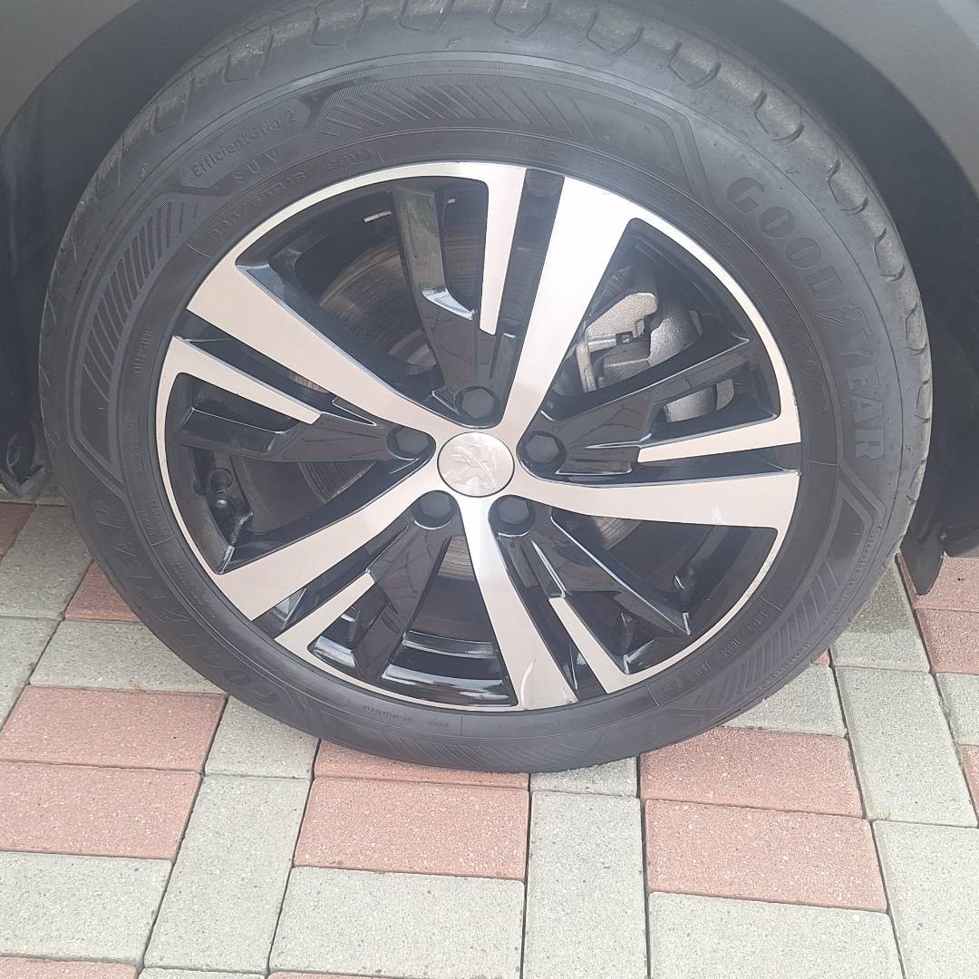 Peugeot 3008 1.6 Hybrid 300k GT A/T