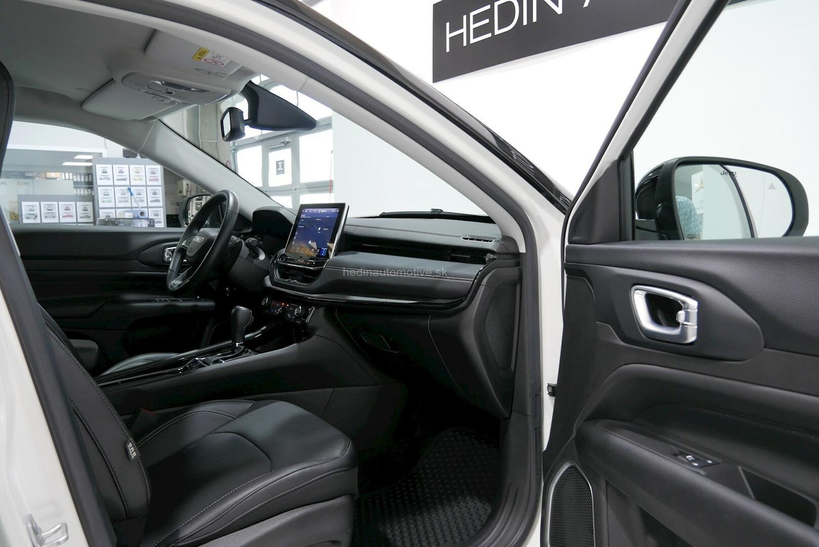 JEEP Compass 1.3 A6 4x4 Plug