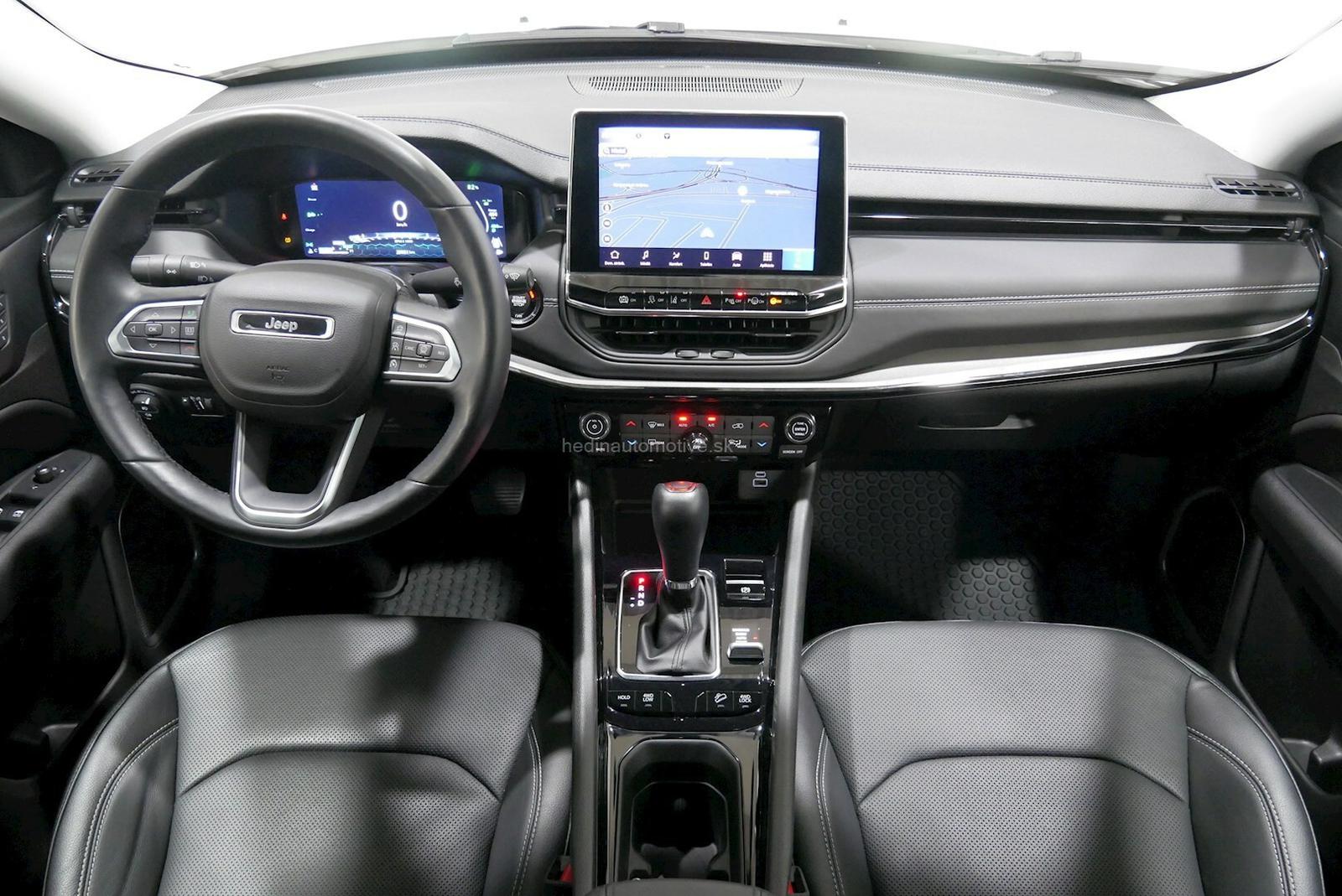 JEEP Compass 1.3 A6 4x4 Plug
