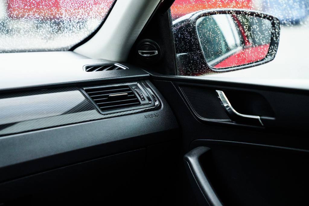 Škoda Rapid Spaceback SB 1.6 TDI 115k Monte Carlo