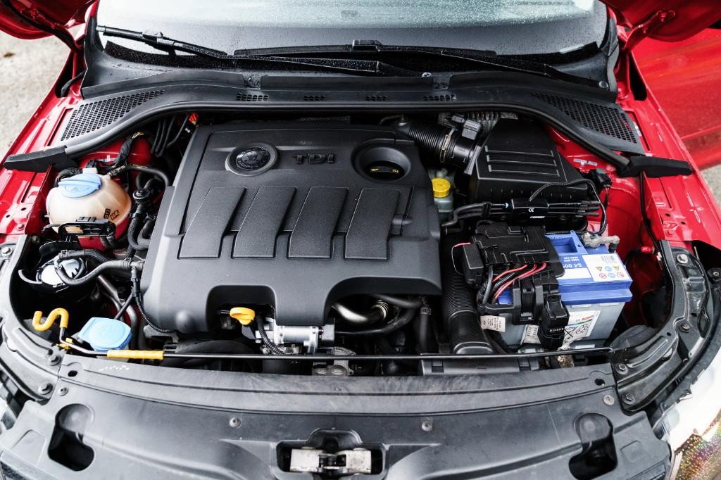Škoda Rapid Spaceback SB 1.6 TDI 115k Monte Carlo