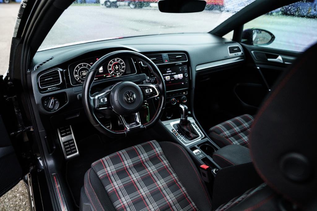 Volkswagen Golf 2.0 TSI BMT GTI "Performance" DSG EU6