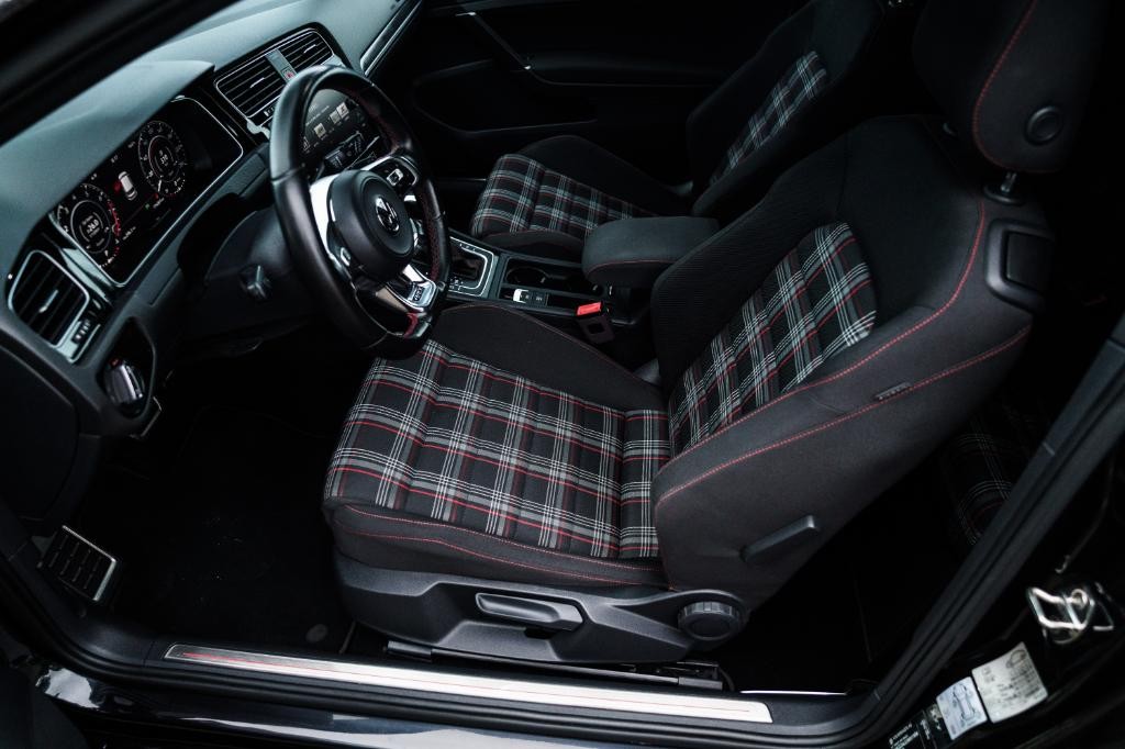 Volkswagen Golf 2.0 TSI BMT GTI "Performance" DSG EU6