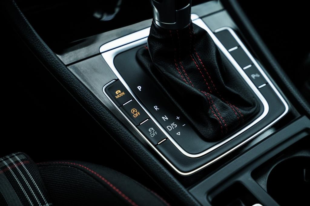 Volkswagen Golf 2.0 TSI BMT GTI "Performance" DSG EU6