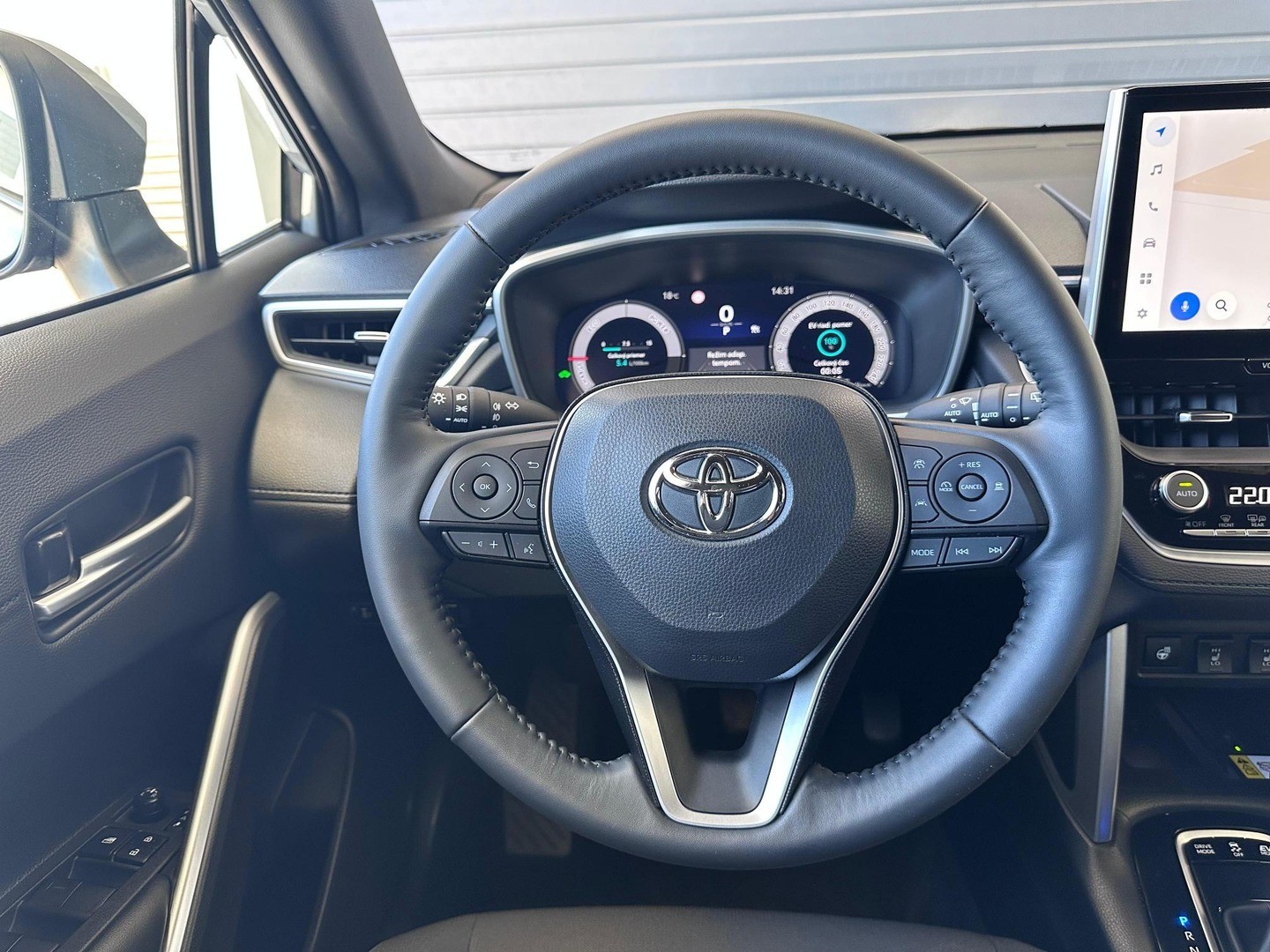 Toyota Corolla Cross 2,0 Hybrid Style Tech