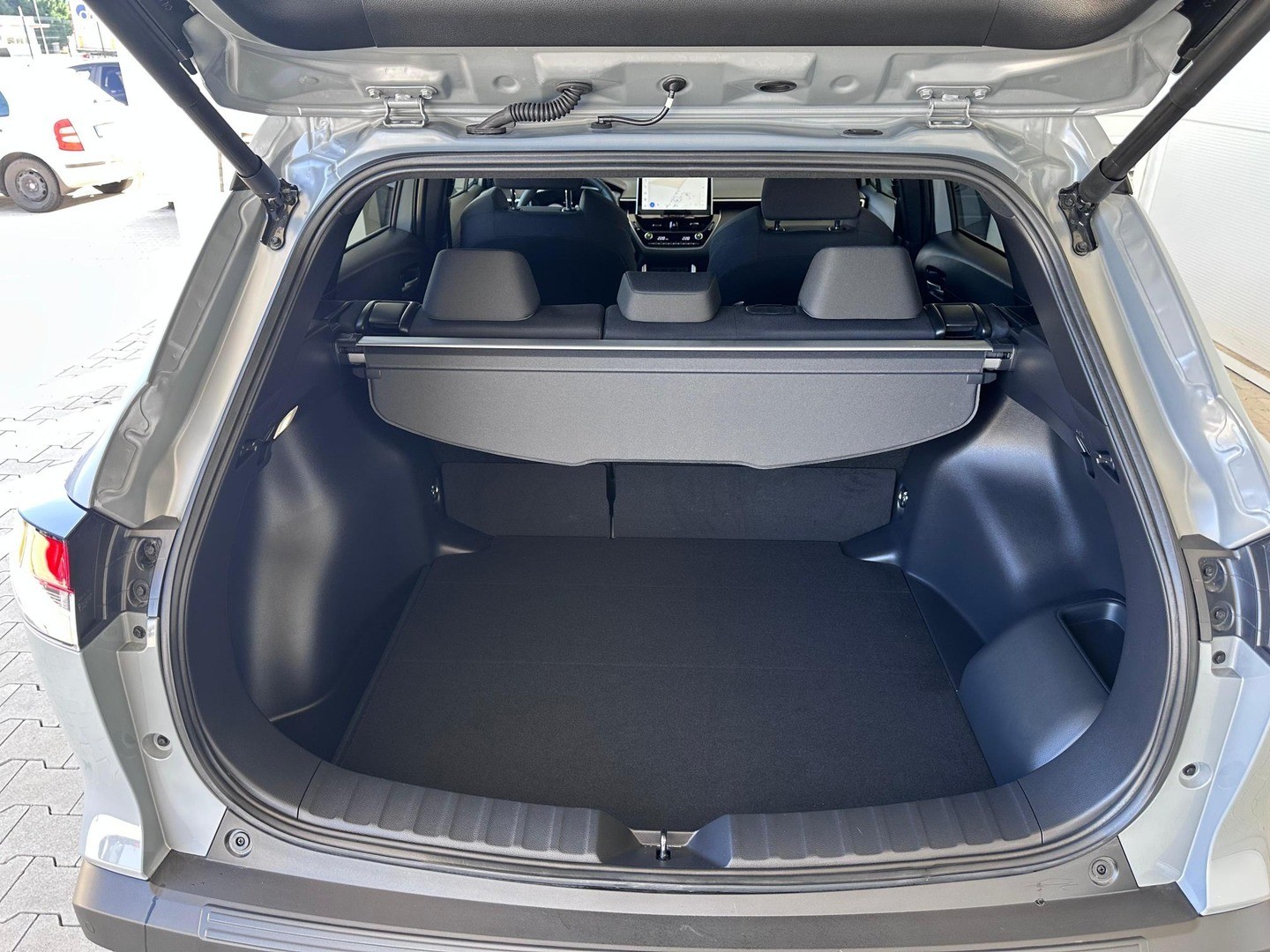 Toyota Corolla Cross 2,0 Hybrid Style Tech