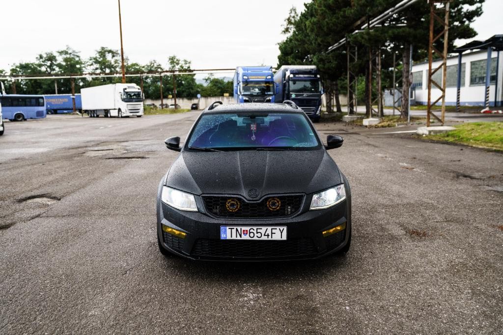 Škoda Octavia Combi 2.0 TDI DPF RS 4x4 DSG