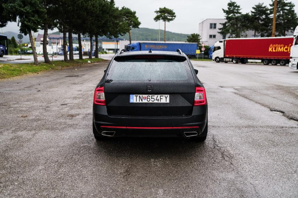 Škoda Octavia Combi 2.0 TDI DPF RS 4x4 DSG