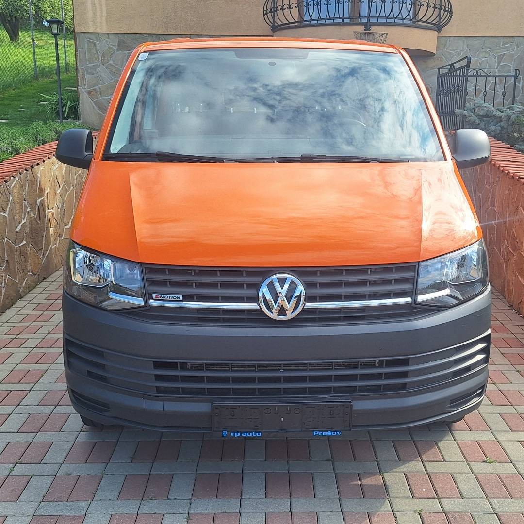 Volkswagen T6 Kombi 2.0 TDI 150k BMT LR 4MOTION 9-Miestné