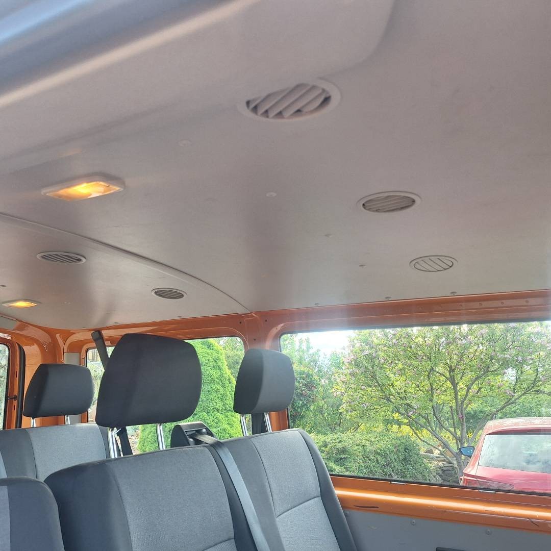 Volkswagen T6 Kombi 2.0 TDI 150k BMT LR 4MOTION 9-Miestné
