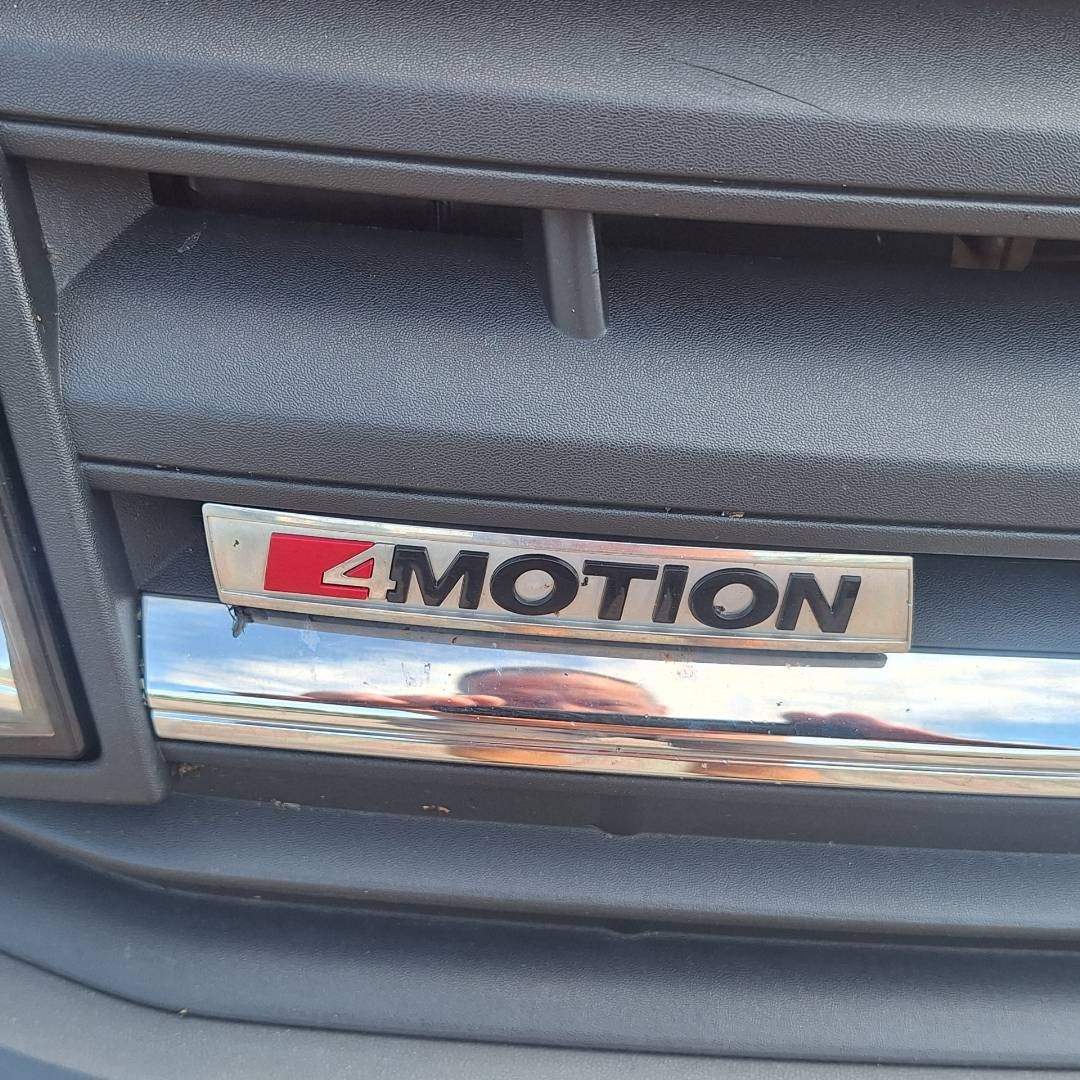 Volkswagen T6 Kombi 2.0 TDI 150k BMT LR 4MOTION 9-Miestné