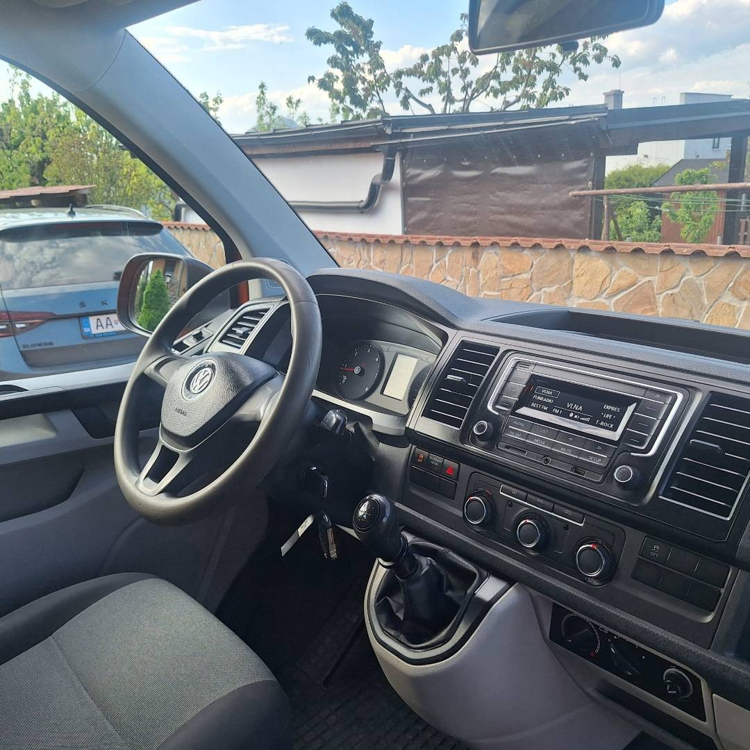 Volkswagen T6 Kombi 2.0 TDI 150k BMT LR 4MOTION 9-Miestné