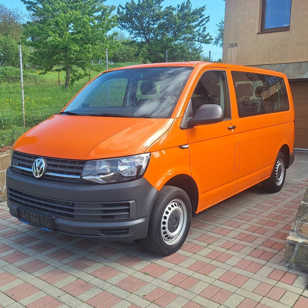 Volkswagen T6 Kombi 2.0 TDI 150k BMT LR 4MOTION 9-Miestné