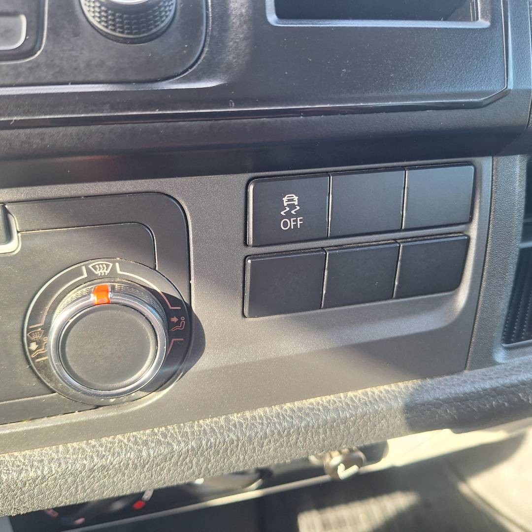 Volkswagen T6 Kombi 2.0 TDI 150k BMT LR 4MOTION 9-Miestné