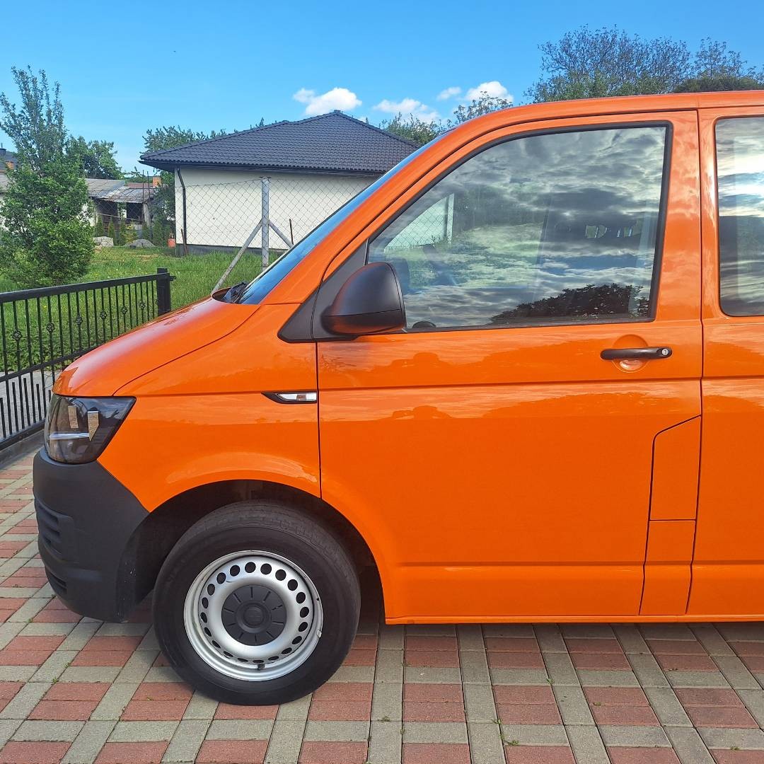 Volkswagen T6 Kombi 2.0 TDI 150k BMT LR 4MOTION 9-Miestné