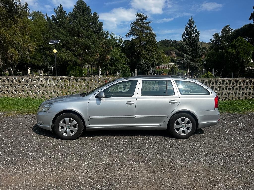 Škoda Octavia Combi 1.8 TSI Elegance DSG