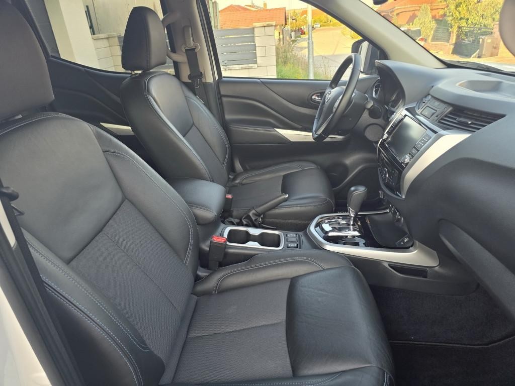 Nissan Navara DoubleCab dCi 190 N-Guard A/T 140kW / 190k A7