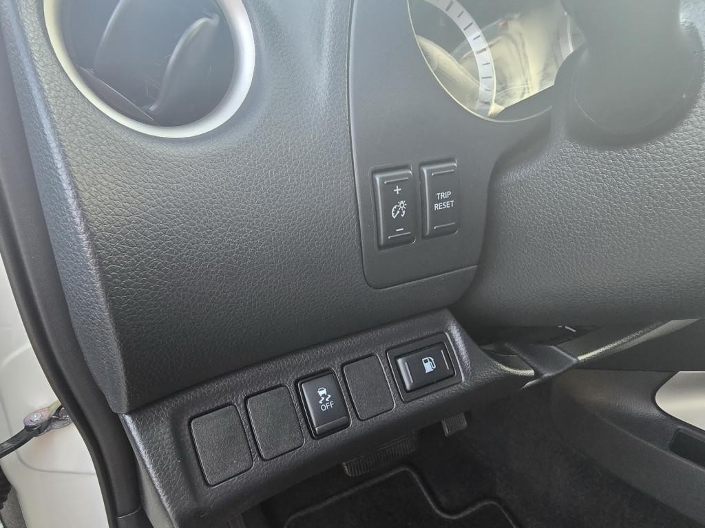 Nissan Navara DoubleCab dCi 190 N-Guard A/T 140kW / 190k A7