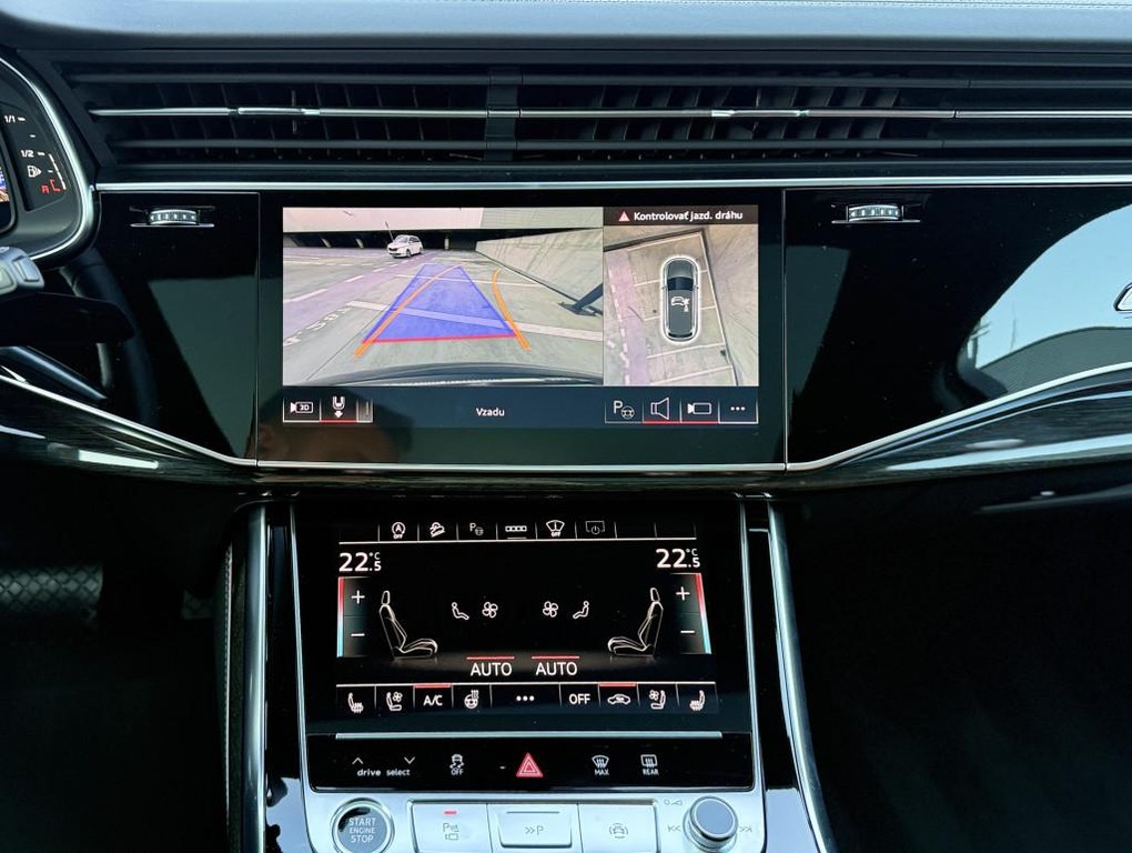 Audi Q7 Krásne AUDI Q7 50 TDI Quattro v TOP konfigurácií v