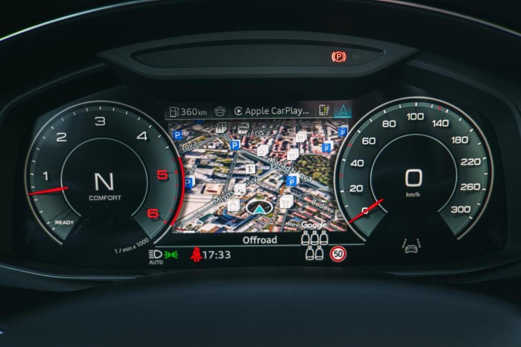 Audi Q7 Krásne AUDI Q7 50 TDI Quattro v TOP konfigurácií v
