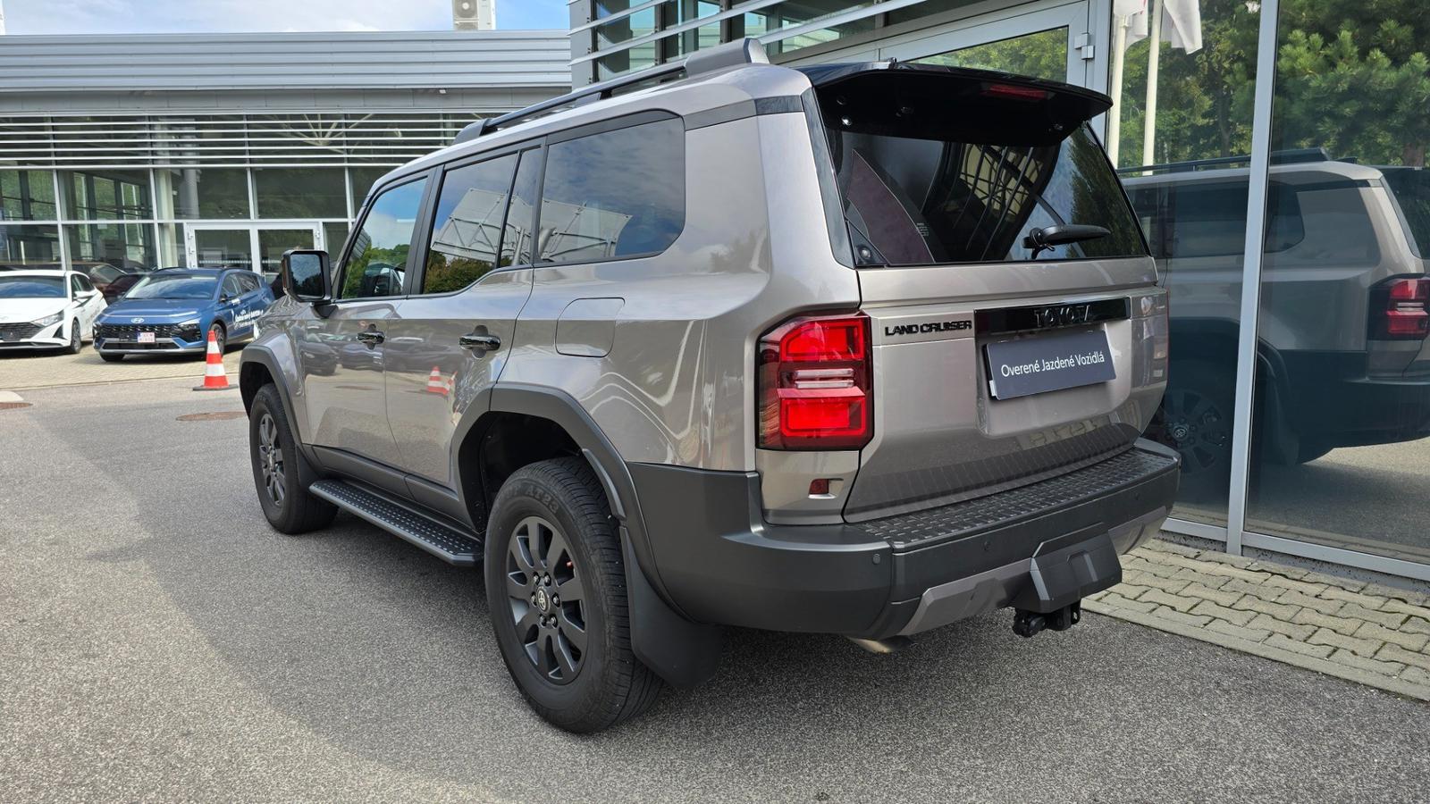 Toyota Land Cruiser LC 2.8 D-4D Entry