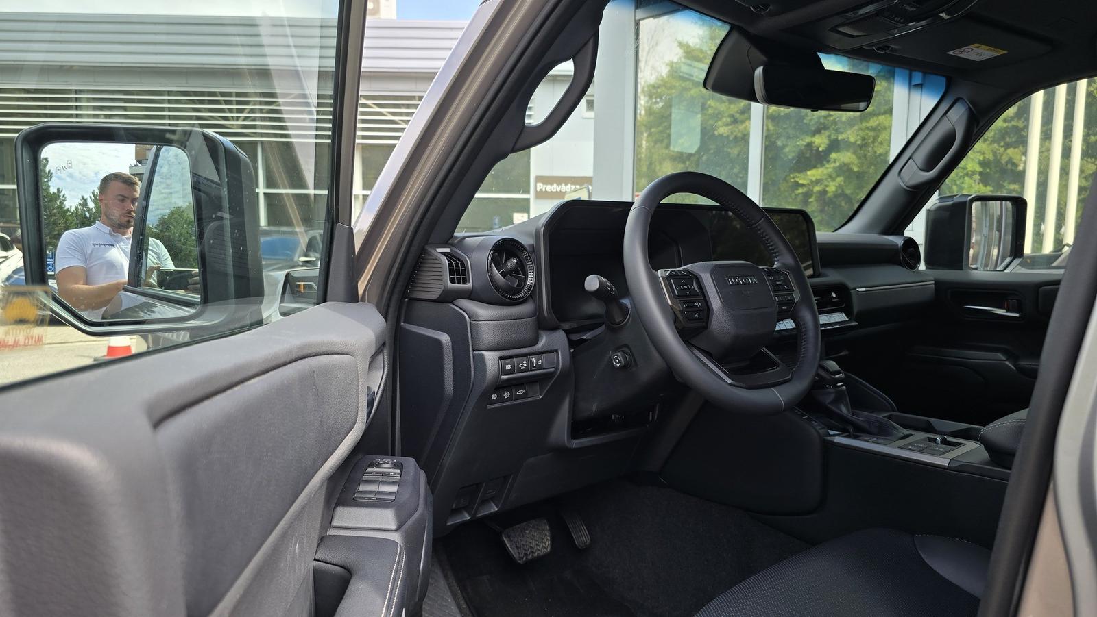 Toyota Land Cruiser LC 2.8 D-4D Entry