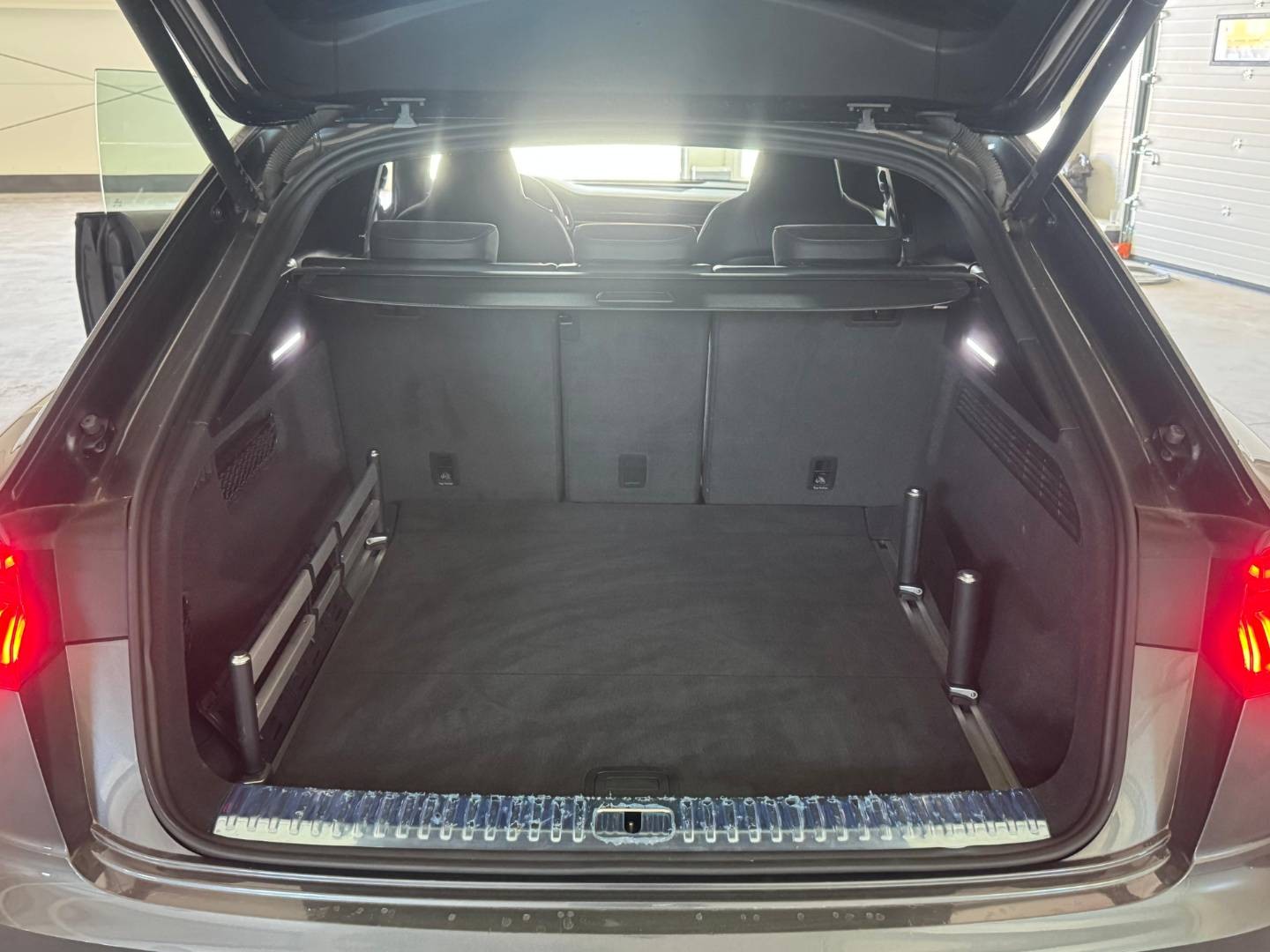Audi SQ8 TFSI Quattro Tiptronic B&O, Pano, Matrix, Záruka
