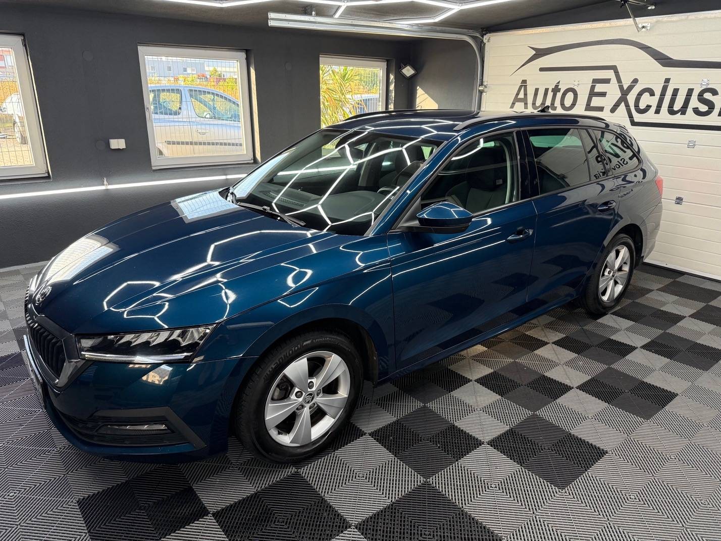 Škoda Octavia Combi 2.0 TDI Ambition DSG