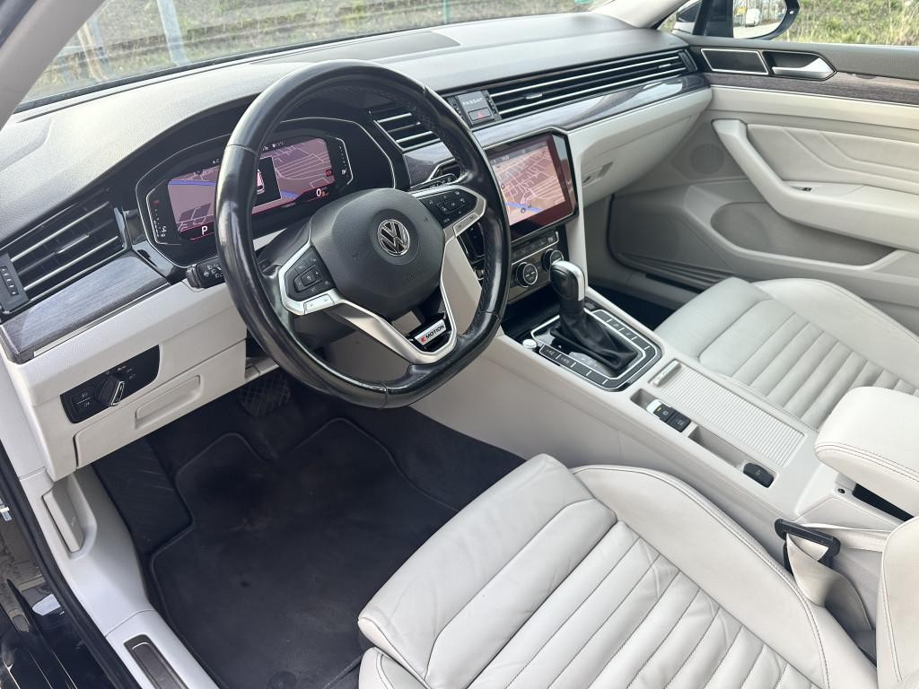 Volkswagen Passat Variant 2.0 TDI Elegance 4Motion DSG
