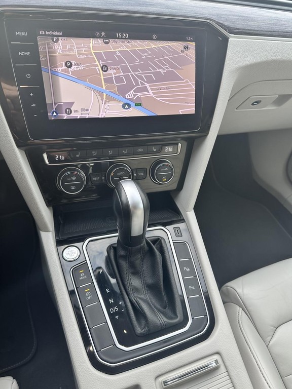 Volkswagen Passat Variant 2.0 TDI Elegance 4Motion DSG